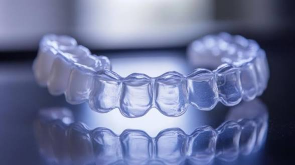 A User’s Step-by-Step Take on Invisible Dental Braces with lulusmiles